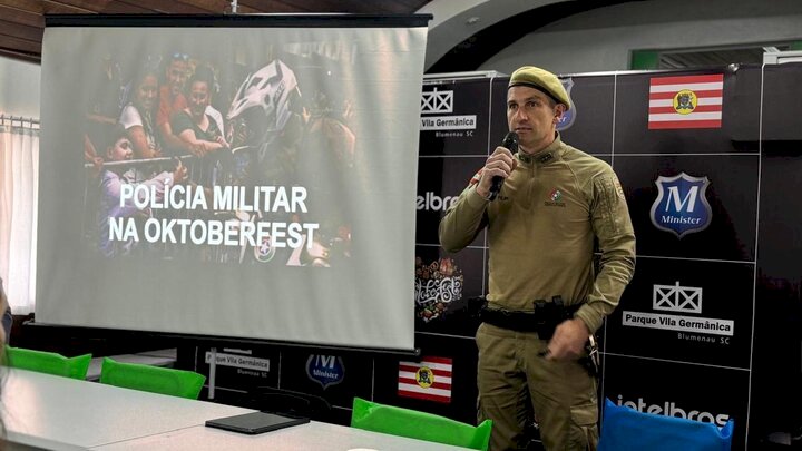 Pol Cia Militar Apresenta Plano De Seguran A Para A Oktoberfest Em