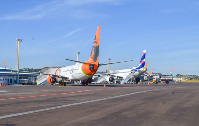 Entre as melhorias realizadas estão a implantação de duas ilhas de concreto no pátio de aeronaves (Fotos: Divulgação Voe Xap)